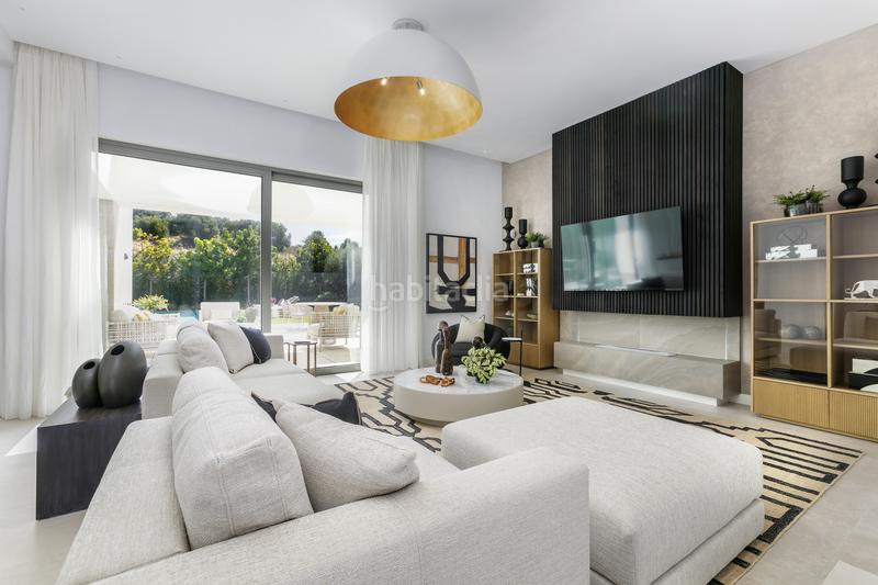 Foto 9a6b705c-ef53-42ba-bc3d-60e1bf83857d. House with parking pool in Paraiso - Barronal Estepona