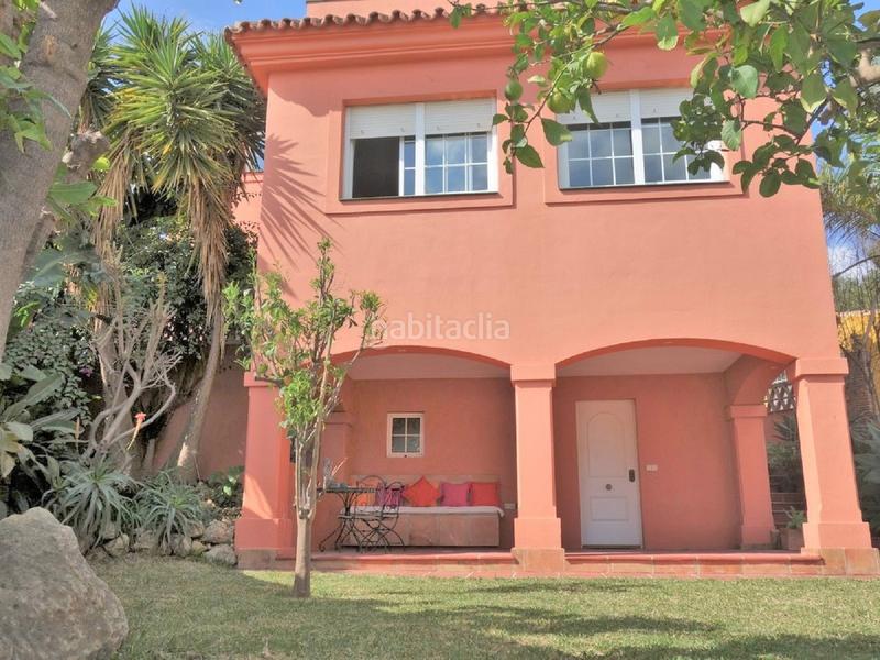 Foto 3ded5f59-8130-4033-82d7-c49398893e96. Maison avec parking dans Nueva Andalucía centro Marbella