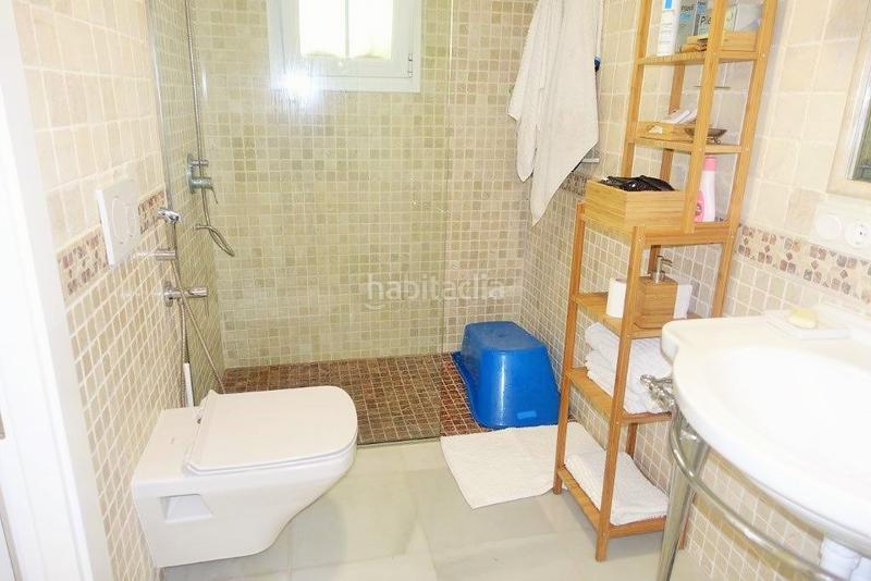 Foto 4ef7300d-3747-4092-b8ed-66245f62ee7f. Casa con parcheggio piscina in Nueva Andalucía centro Marbella