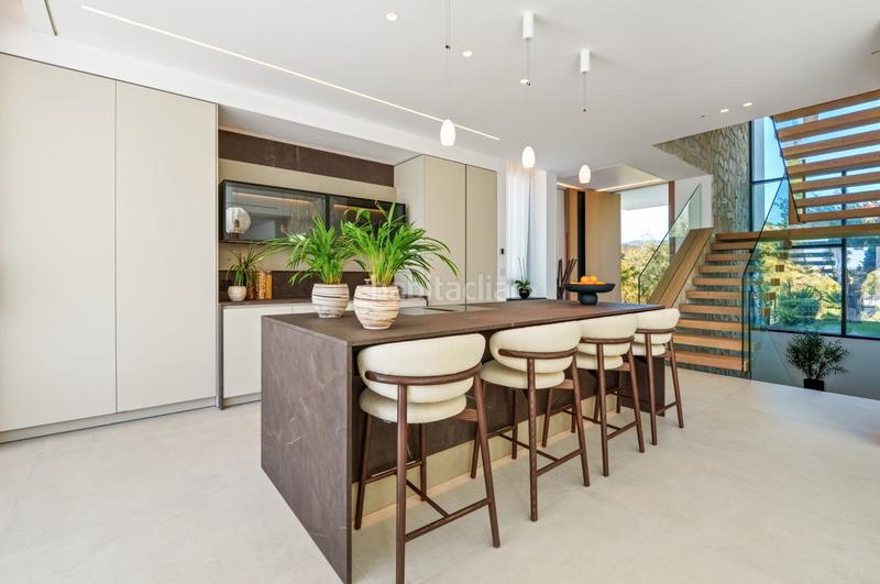 Foto 11b923d2-6c7b-444e-82c5-9490975e5096. Casa amb aparcament piscina a La Quinta Benahavís