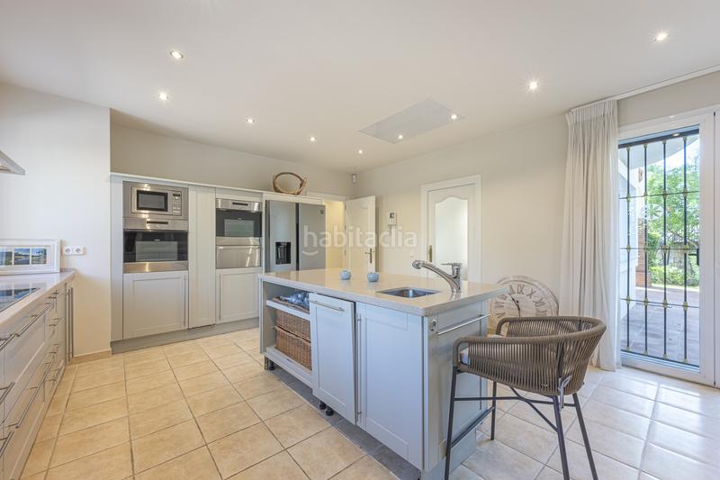 Foto 41100390-5a07-487f-bfa4-2b0a3ef1d433. Casa con parcheggio piscina in La Quinta Benahavís