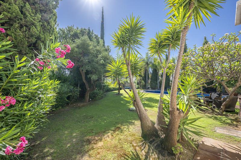 Foto 49954ed4-1c3d-4552-9a42-3b60d2865407. Casa con parcheggio piscina in La Quinta Benahavís