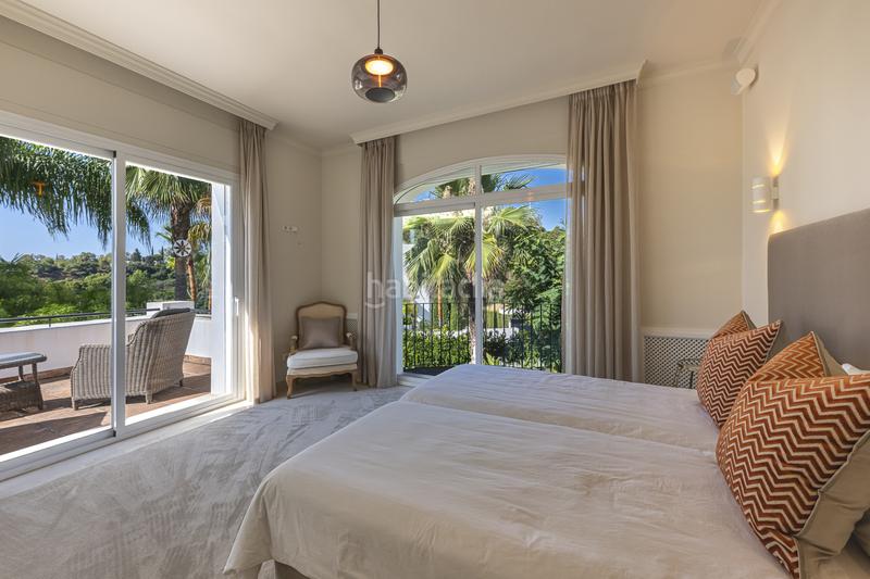 Foto 4d826b6b-ec41-4cd8-84f9-38e3c776c1bd. Casa con parcheggio piscina in La Quinta Benahavís