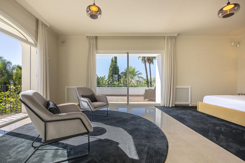 Foto 8ff3865e-2798-4216-b92e-b2e01a2fb63a. Casa con parcheggio piscina in La Quinta Benahavís