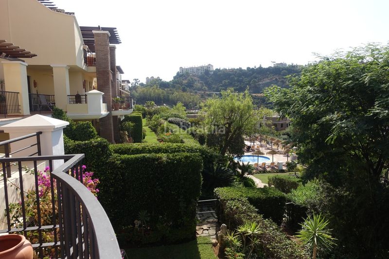 Foto 290dbf24-38c7-4b83-9c09-ac74466a794f. Apartment with parking pool in Benahavís pueblo Benahavís