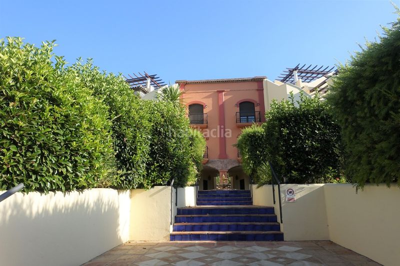 Foto d6bf80da-aaa9-4613-a0f6-e37df087f1d6. Apartment with parking pool in Benahavís pueblo Benahavís