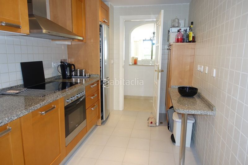 Foto 7065c8cf-ca6e-48fb-9c8b-f4f63b9caa70. Appartement mit parking pool in Benahavís pueblo Benahavís