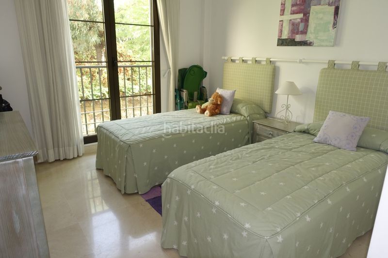 Foto abf9c1a3-95d6-495d-9ec6-d9c023951759. Appartement mit parking pool in Benahavís pueblo Benahavís