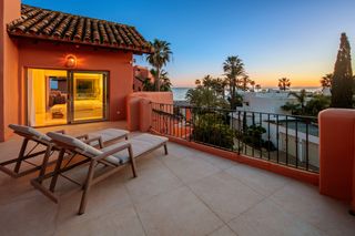 Dachwohnung en Bah�a de Marbella. �tico d�plex de lujo en una comunidad en primera l�nea de playa