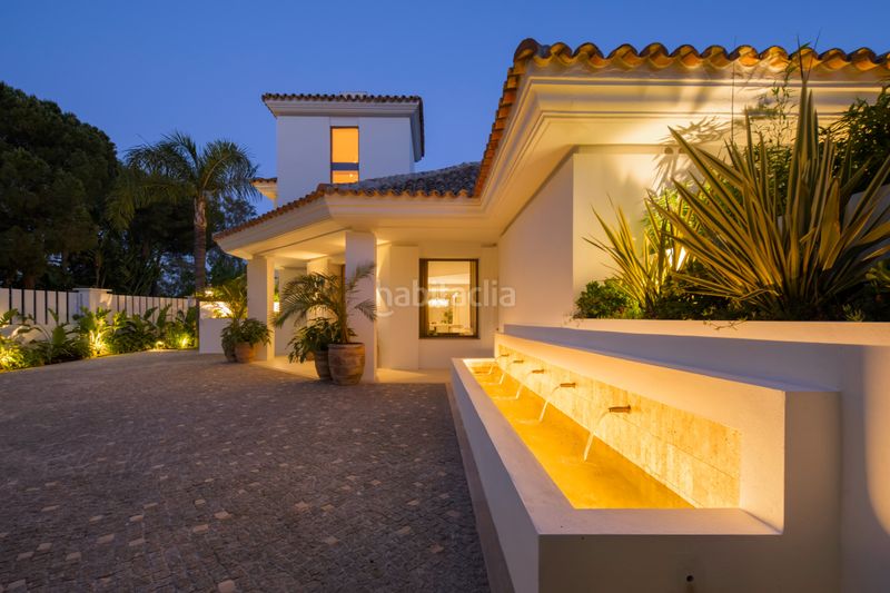 Foto c55c470e-a10a-4fef-a5c7-3e5c2b23f766. Casa amb aparcament piscina a La Quinta Benahavís