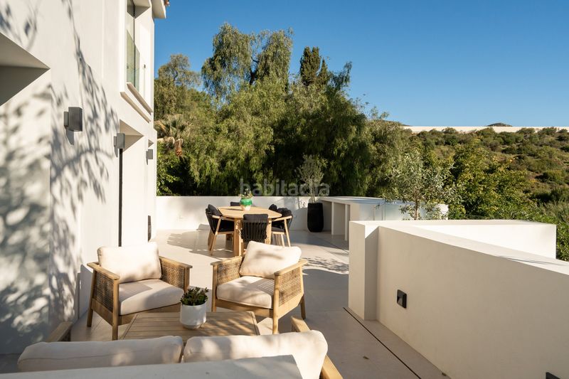Foto 4ffe4ad4-406d-4ff3-b270-3334c7d95b86. Casa amb piscina a Los Naranjos Marbella