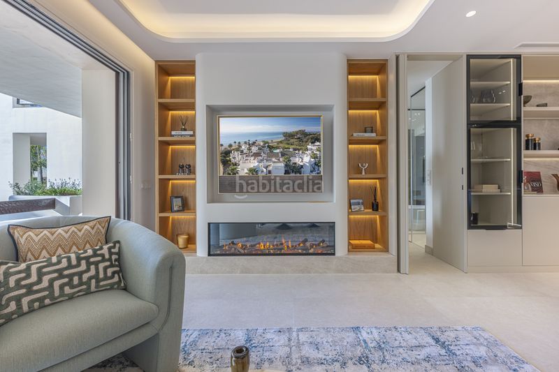 Foto 4ebbf385-f6e6-4979-bffe-111adb806203. Apartament amb aparcament piscina a El Velerín Estepona