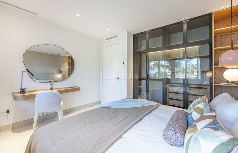 Foto 7b97cb91-75ed-47b3-82a8-afdddbbfea79. Apartament amb aparcament piscina a El Velerín Estepona