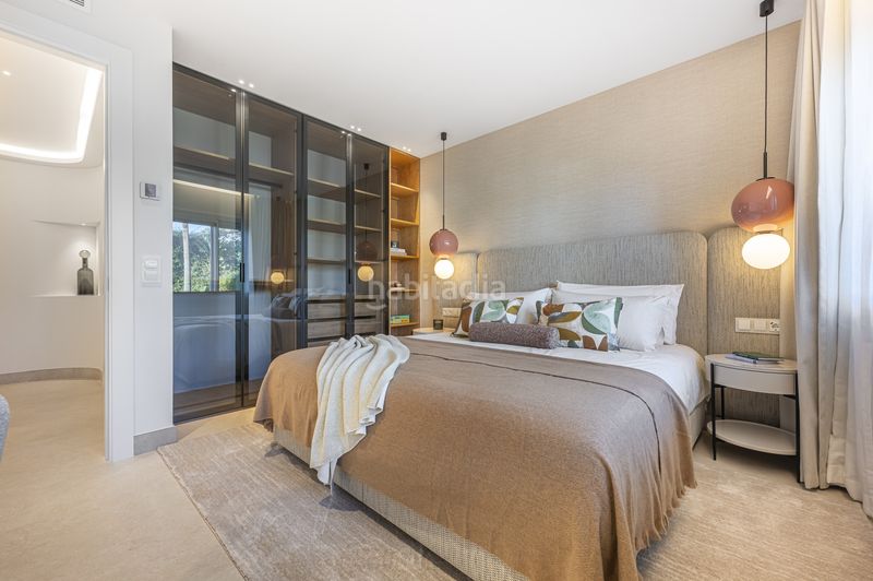 Foto cdef1caf-d90b-45a7-8874-9159ba9d60b1. Apartament amb aparcament piscina a El Velerín Estepona