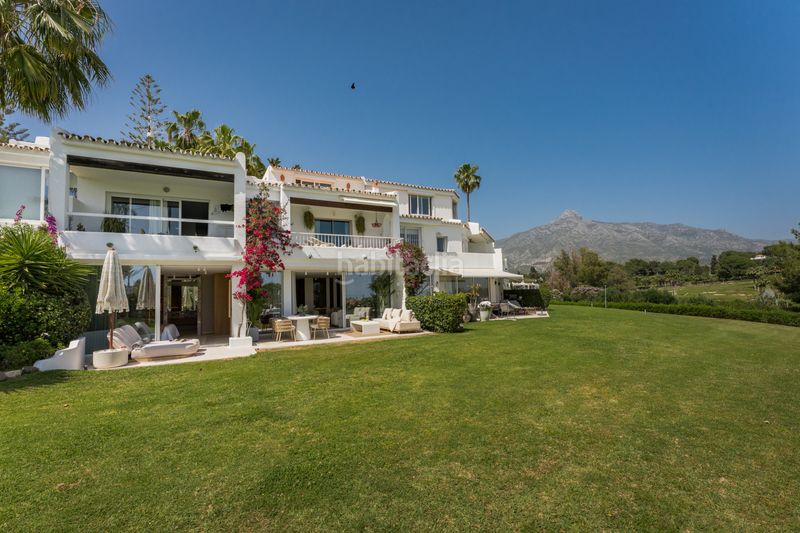 Foto 90258662-d331-4c13-a6ee-d745d19bc505. Apartament amb piscina a Aloha Marbella