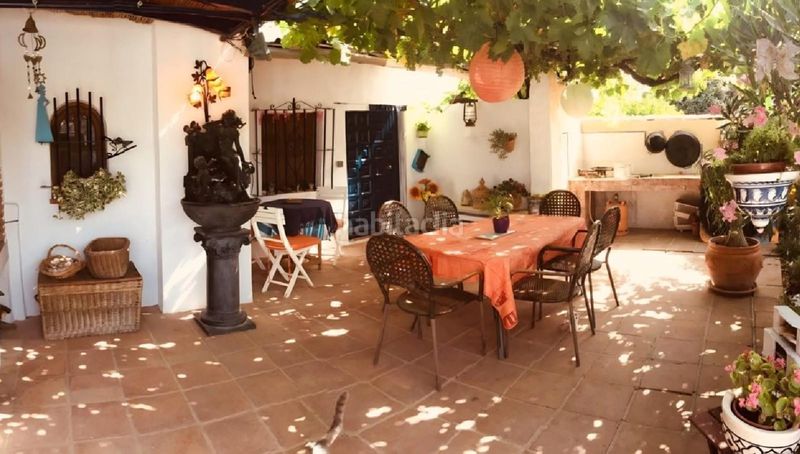 Foto aac2d88b-9dd1-4f08-88a8-f96161058701. Casa amb piscina a Coín