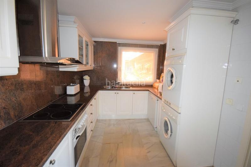 Foto 1280841b-873d-4ffb-bb95-98769be34cab. Apartamento en Nueva Andalucía centro Marbella