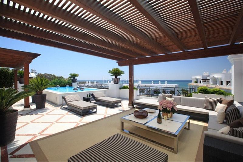 Foto fbd20686-4a0a-4768-8d7c-83d3a8c43a38. Attico con parcheggio piscina in Centro Estepona