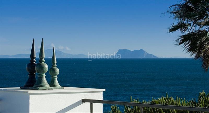 Foto bdfe5dcf-2ab2-4149-b5fb-f35f2528c07d. Dachwohnung mit parking pool in Centro Estepona