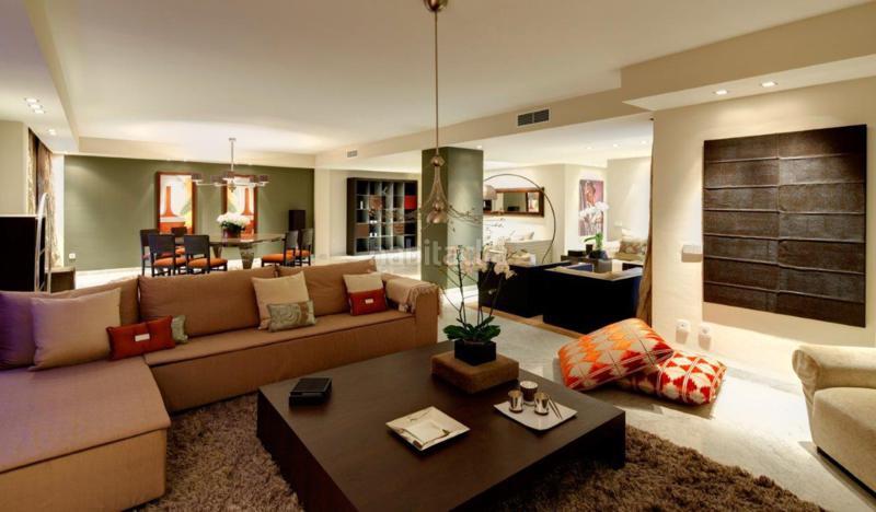 Foto 6bd0db43-c2fc-4256-b074-dadebc16a98d. Àtic amb aparcament piscina a Puerto Banús Marbella