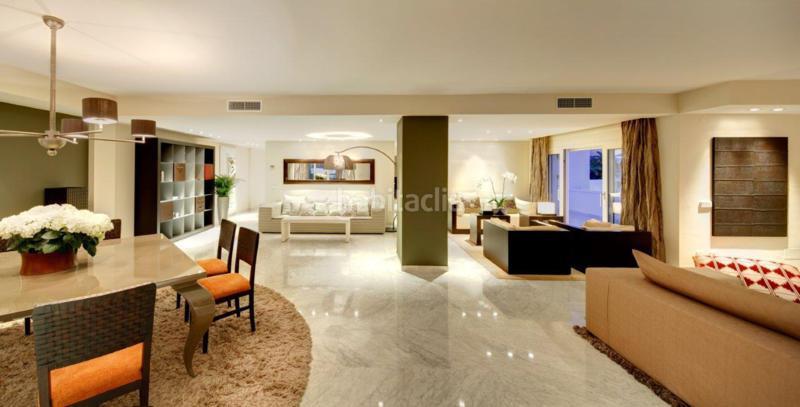 Foto f32b9af3-2976-468d-8240-59bf898051c5. Attique avec parking piscine dans Puerto Banús Marbella