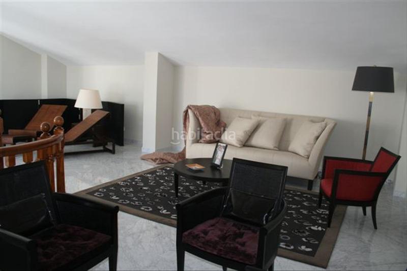 Foto 8a6241e9-c2ad-4be6-90ff-92c1c54ff9cb. Dachwohnung mit parking pool in Puerto Banús Marbella