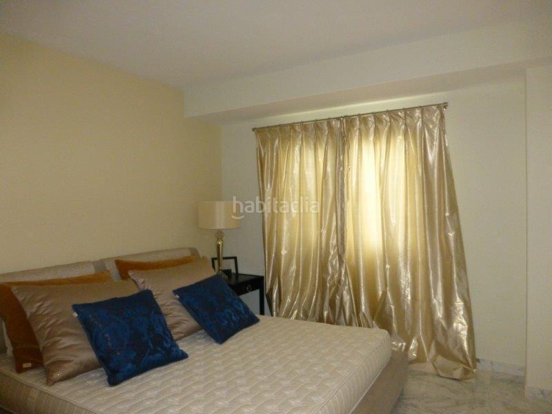 Foto 2ca7f52d-4765-485c-b926-8aae4aa15b5d. Penthouse with parking pool in Puerto Banús Marbella