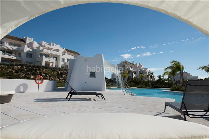 Foto 3eb798c0-83a5-4fc3-8389-4ac021b415e6. Attico con parcheggio piscina in Casares pueblo Casares