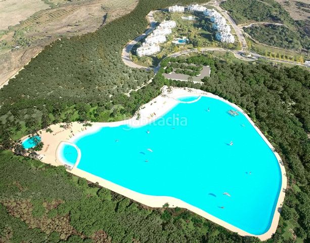 Foto 569a9204-d039-4146-abd9-b074eaedaaae. Attico con parcheggio piscina in Casares pueblo Casares