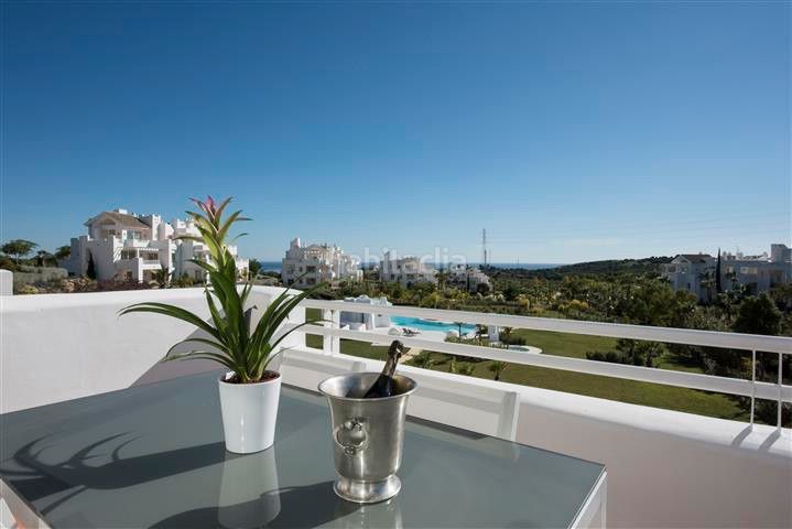 Foto 62704179-086a-41a6-8be9-6b271d6256ef. Attico con parcheggio piscina in Casares pueblo Casares
