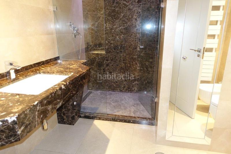 Foto 15a8c16c-a632-4223-9359-ce27710bd2d0. Dachwohnung mit parking pool in Puerto Banús Marbella