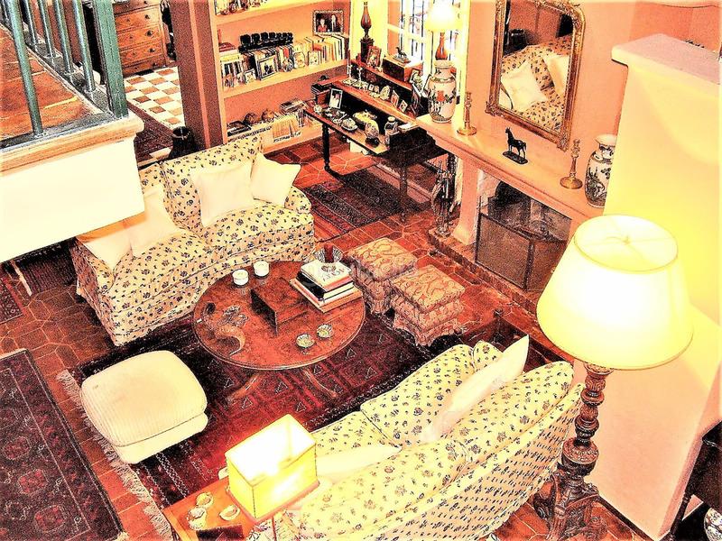 Foto 1aa5f28f-5905-4c50-b7bd-3cdf7f2edda7. House with parking pool in Guadalmina Alta Marbella