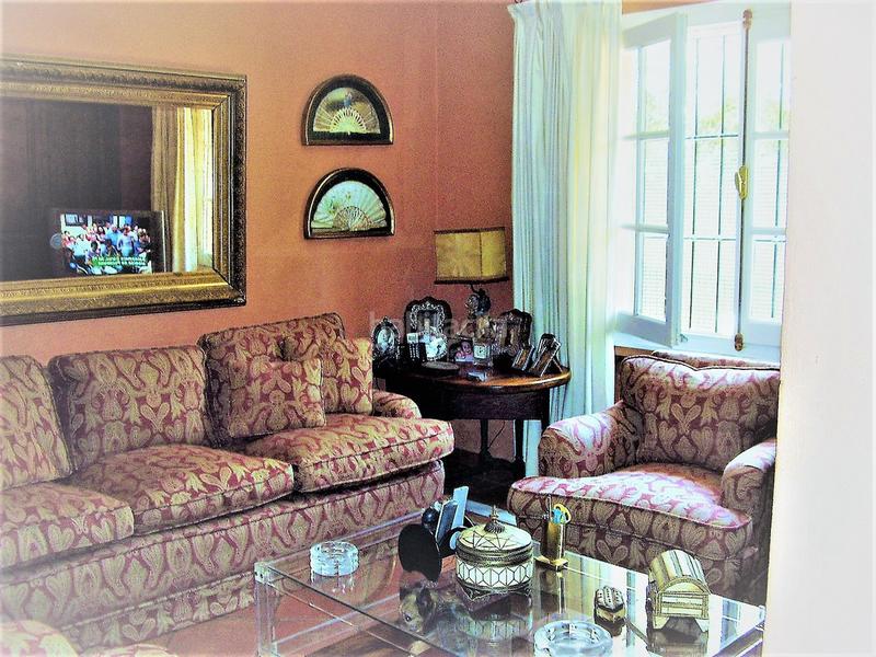 Foto a2beedfc-0d81-4384-aff0-f19afe0792d1. House with parking pool in Guadalmina Alta Marbella