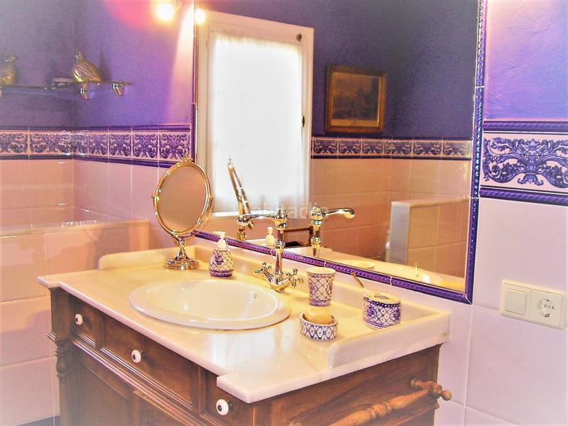 Foto cf325671-153a-4aad-9e67-e9f3c4e3eb5c. House with parking pool in Guadalmina Alta Marbella