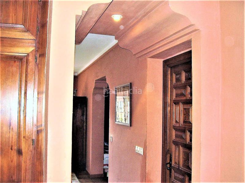 Foto f0802ada-6fc0-4dc2-b4b1-7d3cf8830672. House with parking pool in Guadalmina Alta Marbella