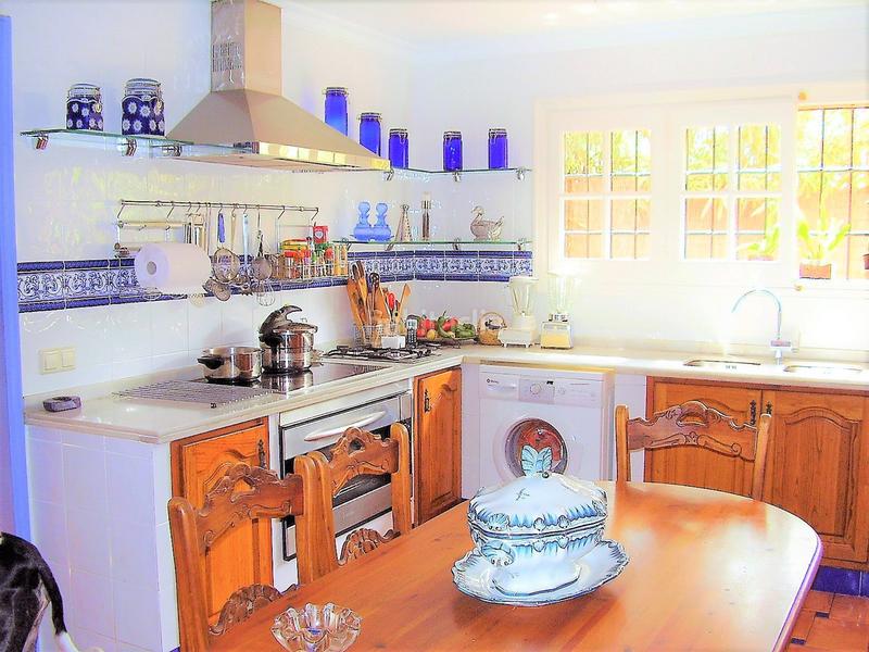 Foto 062be195-a159-4441-8dbc-1521b09176dd. Maison avec parking piscine dans Guadalmina Alta Marbella