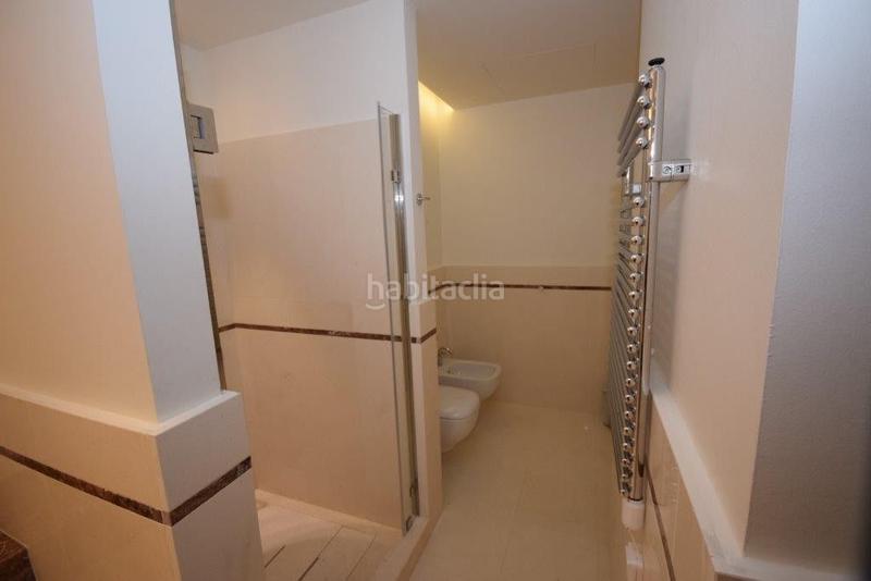 Foto 37cd2f11-bce1-478c-926f-1a5e4cc928d7. Affitto casa a schiera con parcheggio piscina in Sierra Blanca Marbella