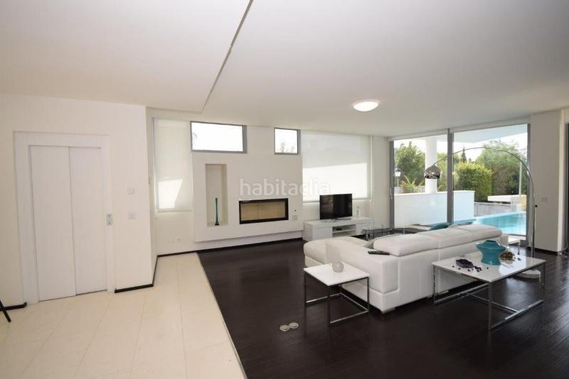 Foto 3b0dfc92-8b7e-49a3-9027-071d00fb881a. Alquiler casa adosada en Sierra Blanca Marbella