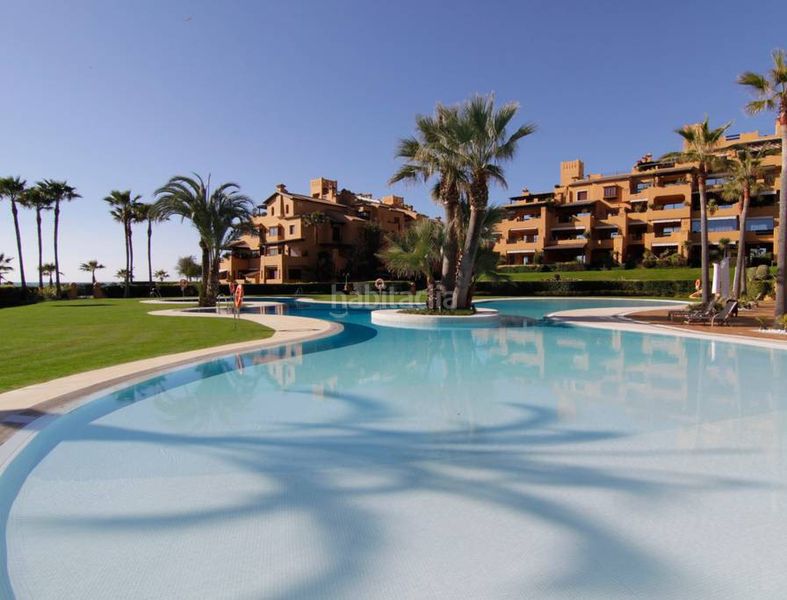 Foto 7537d3df-66c4-4549-b3cf-c6188f79d6c2. Miete erdgeschoss mit pool in Centro Estepona