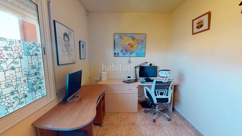 Foto ab6a3df7-1398-4012-b549-a383208679bd. Xalet amb xemeneia calefacció aparcament a Secuita (La)