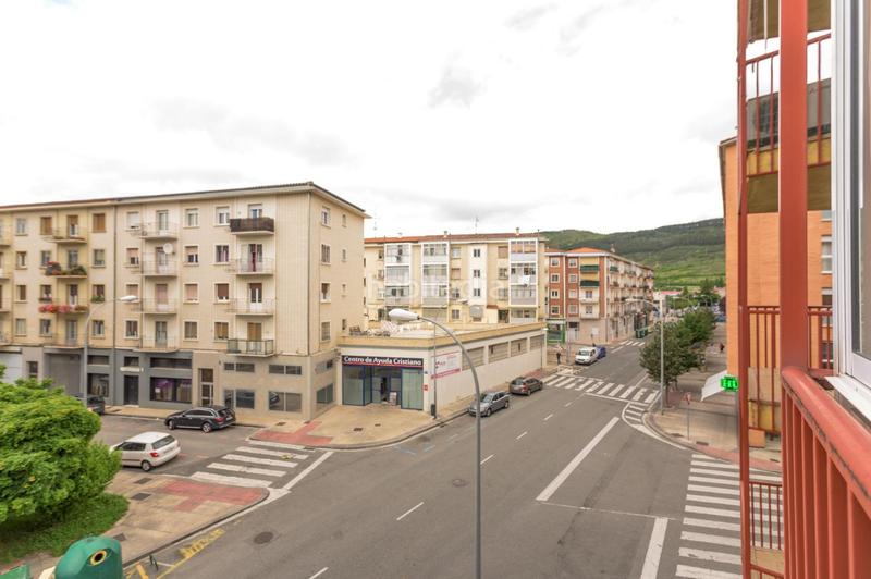 Foto 5599e92b-c183-4688-8217-00fb8c08ca48. Pis amb calefacció aparcament a Rochapea Pamplona / Iruña