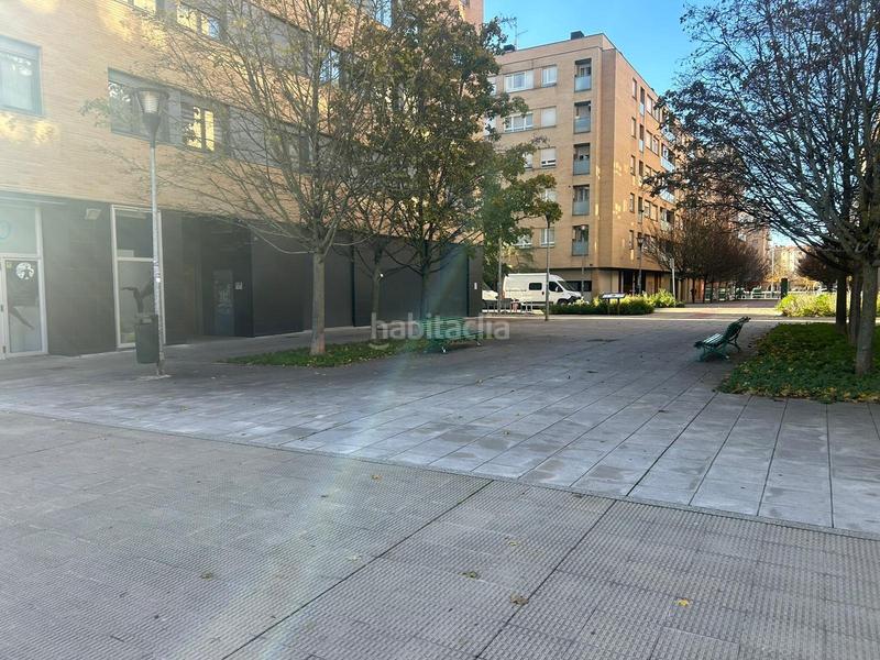 Foto 47963f31-58c1-4c66-84dc-98f0182f98ab. Alquiler local comercial en calle carmen baroja nessi 12 locales en alquiler c carmen baroja nessi, Rochapea en Pamplona / Iruña