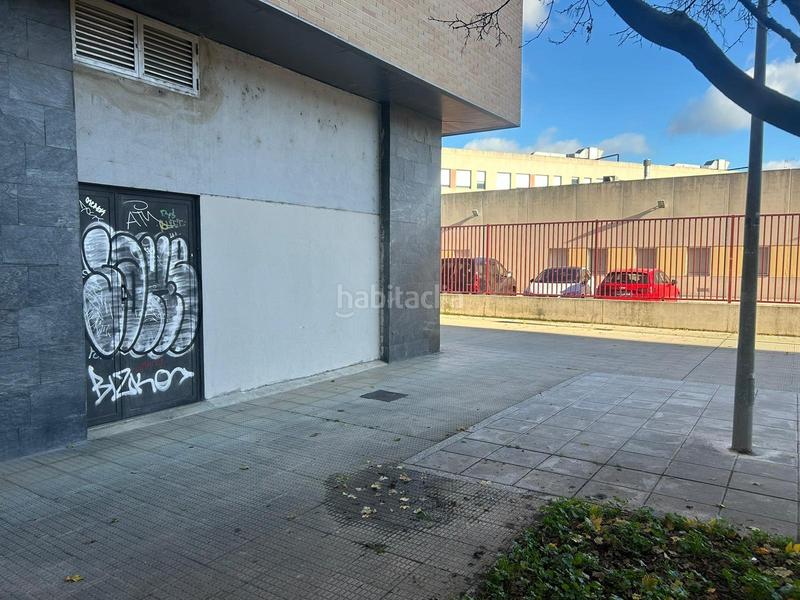 Foto 7c6e5917-164f-4ef8-a982-50a728ab12c6. Alquiler local comercial en calle carmen baroja nessi 12 locales en alquiler c carmen baroja nessi, Rochapea en Pamplona / Iruña