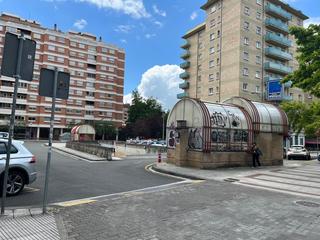 Aparcament cotxe  Avenida sancho el fuerte. Oportunidad garaje en avenida sancho el fuerte iturrama