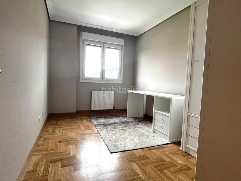 Foto 3ca196bb-3d6c-42d8-a399-947edbd133eb. Pis amb calefacció aparcament a Buztintxuri Pamplona / Iruña