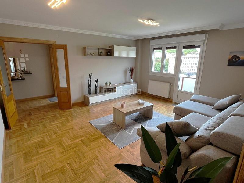 Foto cf388aa9-d379-442a-93a3-2f772071dd73. Pis amb calefacció aparcament a Buztintxuri Pamplona / Iruña