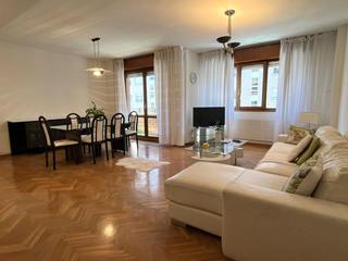 Appartement  Calle de irunlarrea. Magnífica vivienda en irunlarrea, junto al complejo hospitalario
