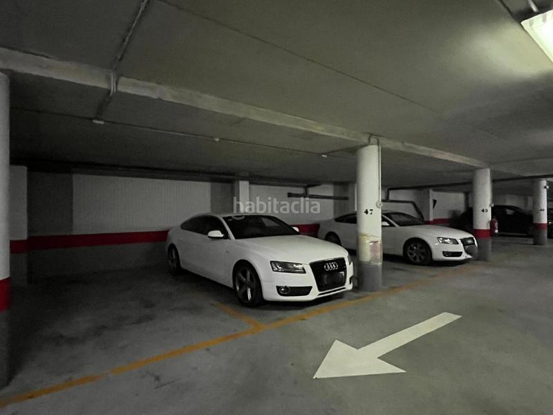 Foto e07d61cc-dd07-4c3f-949e-33a1de5dd3af. Aparcament cotxe a Barañáin / Barañain