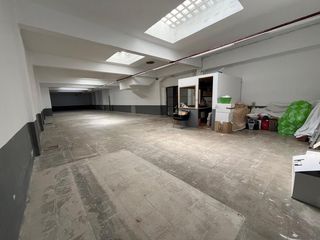 Miete Geschäftsraum in Huarte / Uharte. Local comercial en la entrada de huarte