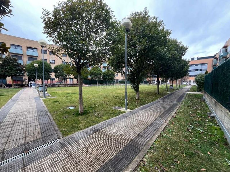 Foto fa835f99-4e72-4d80-8725-0867a8df04e0. Pis amb calefacció aparcament a Buztintxuri Pamplona / Iruña